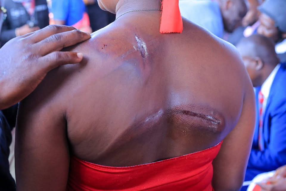 Uganda-Lubage-Namungoona-playground006